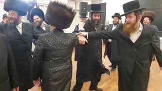 Hasidim dancing [upl. by Judie747]