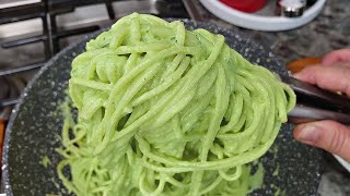 GREEN SPAGHETTI  EASY Mexican Style Green Spaghetti  Spaghetti Verde Recipe [upl. by Judye931]