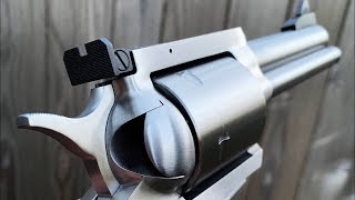 Magnum Research BFR 44 Magnum Review [upl. by Cecilio]