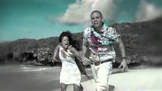 Muerte En Hawaii  calle 13 [upl. by Norvall]