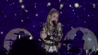 Shakira  Toneladas live from Barcelona [upl. by Ursulina438]