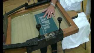 How to silk screen print in 4 minutes [upl. by Renfred]