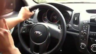 Kia Cerato Forte 2012 Analisis [upl. by Attiuqal801]