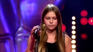 Yana De Saedeleer zingt Wayfaring Stranger  Blind Audition  The Voice van Vlaanderen  VTM [upl. by Yeoj]