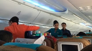 GARUDA INDONESIA  FLIGHT REVIEW GA307 SURABAYA TO JAKARTA [upl. by Adnuhsor]