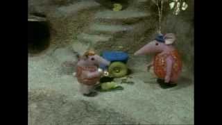 The Clangers  Treasure  Classic kids TV [upl. by Mindy]