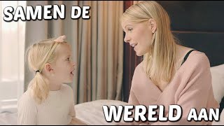 SAMEN DE WERELD AAN  Expeditie Familie Vos  💖  Lucilla amp Fara Bellinga  OFFiCiAL MUSiC ViDEO [upl. by Narahs]