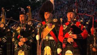 The Massed Pipes amp Drums  Edinburgh Military Tattoo 2012 [upl. by Tak]