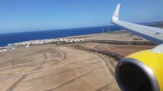 TUIfly Boeing 737800 Landing in Gran Canaria  Las Palmas [upl. by Natassia779]