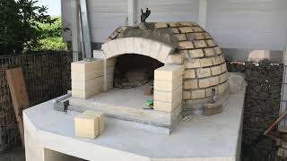 Pompeii Brick Pizza Oven Pizzaofen selber bauen DIY [upl. by Aicercul]