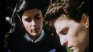 Temblando  Hombres G escenas de Devuélveme a mi chica 1987 [upl. by Aibara]