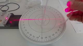 Expérience sur la réfraction de la lumière [upl. by Liakim]