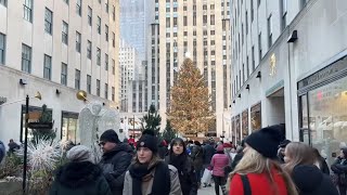 NYC Christmas Day LIVE Exploring December 25 2022 [upl. by Aleirbag]