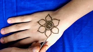 Easy Mehndi Design For Kids Back Hand In Just 2 Minutes  Cute😍Easy Babies Henna Designs 2020 [upl. by Assilev]