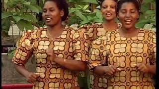 ROHO YANGU IRADHIUPENDO CHOIR STJAMES ANGLICAN CHURCH ARUSHA [upl. by Eednus]