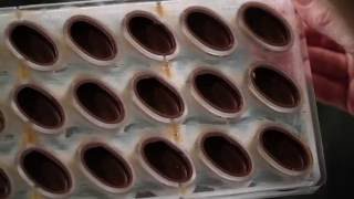 How to mould chocolates [upl. by Daenis]