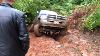 DODGE RAM 1500 V8 MUD OFFROAD [upl. by Faith]