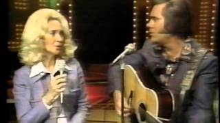 TAMMY WYNETTE  BIOGRAPHY [upl. by Gelb]